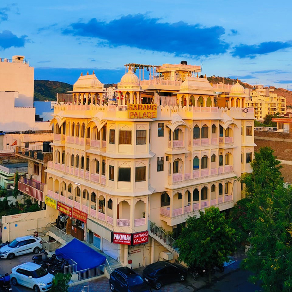 Hotel Sarang Palace