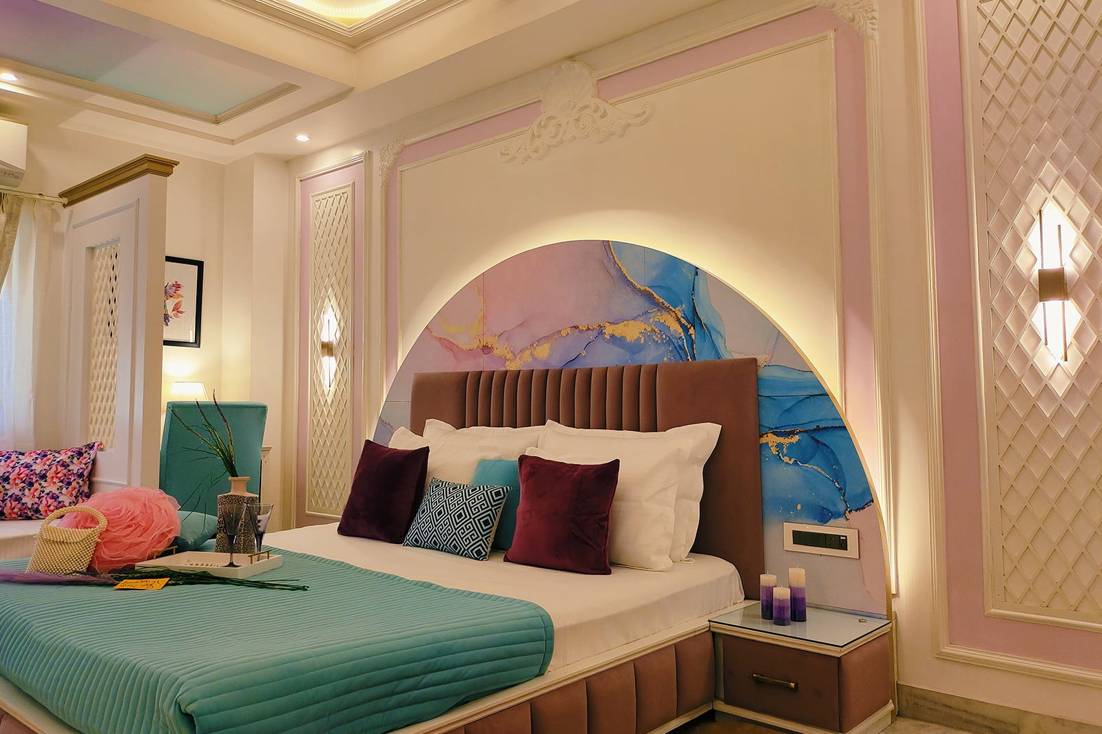 Lavender Theme Neo modern Room with Purple designer Bed & Extra Day bed